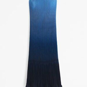 NWT The A&F Giselle Pleat Release Midi Dress